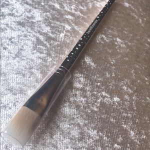 bareMinerals Shader Brush